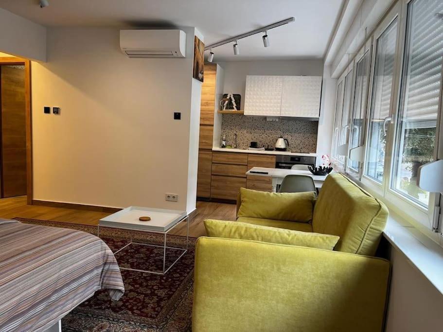Sten Apartment Zagreb Bagian luar foto